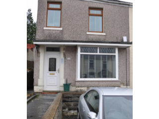3 bedroom, End Of Terrace House house..