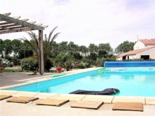 Lovely Villa, Guest Gite and Pool