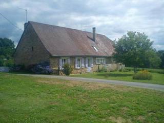 Mialet (24450)