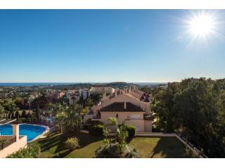 Spacious Penthouse in Nueva Andalucia