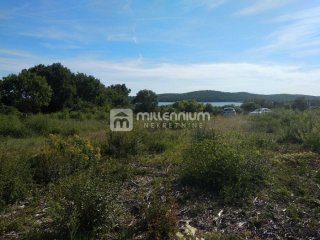 Istra, Medulin, građevinsko zemljište od 526m2