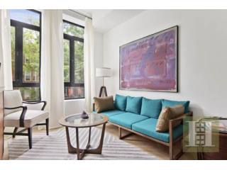 3 bedroom Apartment For Sale: 708..