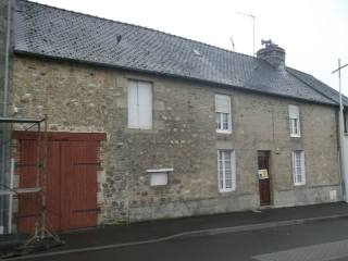 Vente Maison 4 Pieces De 86 M2 53700..