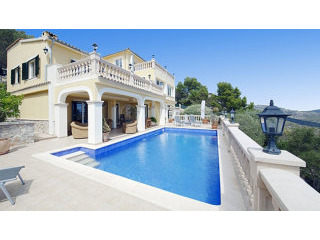 Five bedroom luxury villa in Son Font