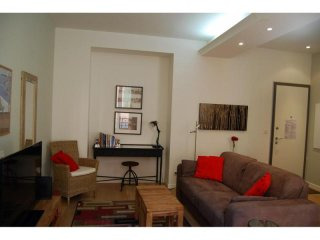 Attractive And Spacious Apartment Near..