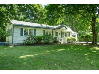 3 bedroom House For Sale: 39 Sandi Dr..