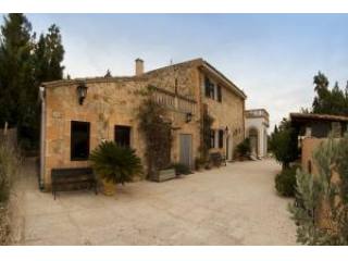 Finca near Son Carrió, near the beach..