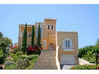 4 bedroom Villa For Sale: La Manga..