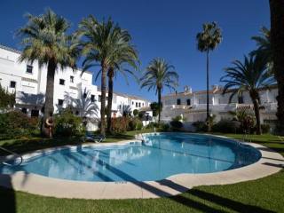 3 bedroom town house for sale