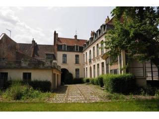 5 bedroom House For Sale: 62140 HESDIN