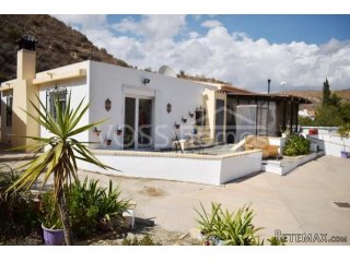 EXCLUSIVE WITH VOSS HOMES - A lovely, 3 bed, 2.5 bath..
