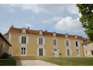 7 bedroom Manor House For Sale: 16190..