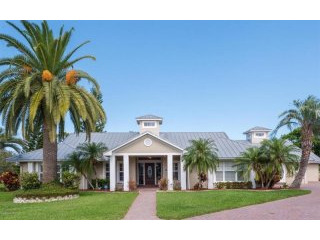 4 bedroom Detached House For Sale: 491..