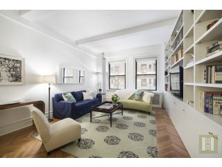3 bedroom Apartment For Sale: 215 WEST..