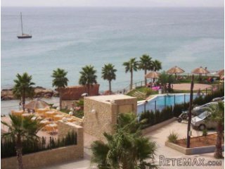 APARTMENT LOCATED TO 20 MTRS FROM THE BEACH IN A..