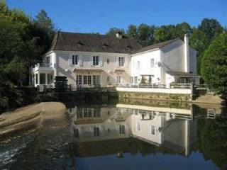 Sorges (24420)