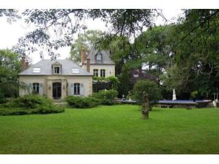 4 bedroom House For Sale: 18000 BOURGES