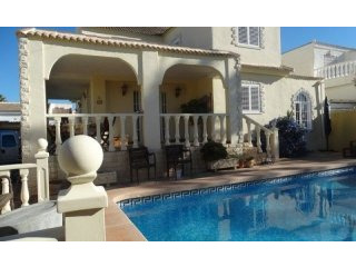 Detached Villa In La Siesta..