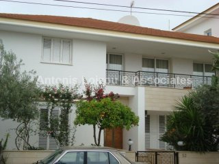 6 Bedrooms Detached House in Aglantzia