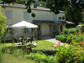 Beautiful 3 bedroom property set on..