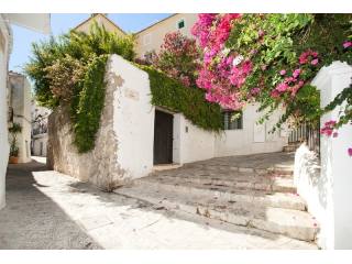 Newly Renovated Apartment In Dalt Vila