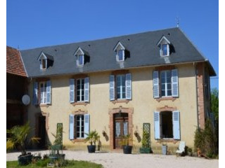 Romantic Courtyard Maison De Maitre..