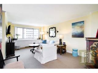 3 bedroom Apartment For Sale: 2621..
