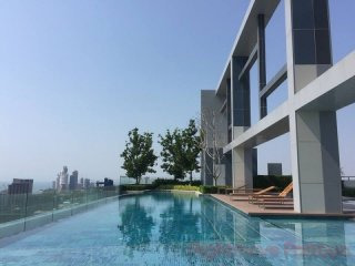 1 Bedroom Condo for sale in Central..