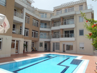 Furnished 1-bedroom apartment in LLL..