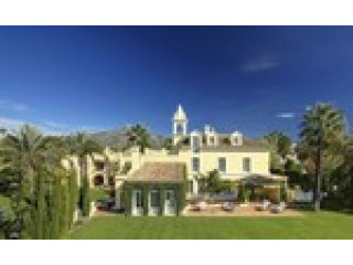 8 Bedrooms - Villa - Malaga - For Sale