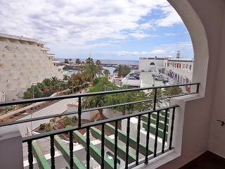 Apartment in Torviscas Bajo