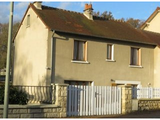 Renovated townhouse on outskirts of..