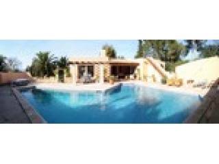 5 Bedrooms - Finca - For Sale