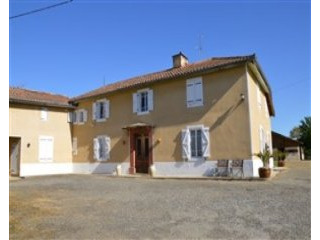 Pretty Restored Smallholding With..