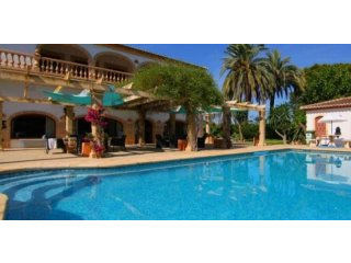 6 Bedroom 6 Bathroom Villa in Javea.