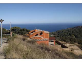 Plot of land with beautiful sea views