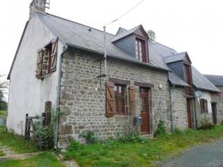 Character Rural House and Nice Garden