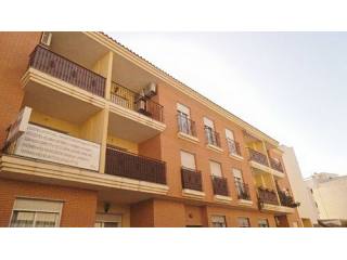 A VERY SPACIOUS 2 BED APARTMENT