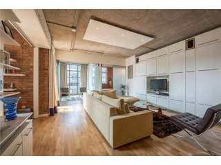 A Spacious 2-Bedroom Loft Style..