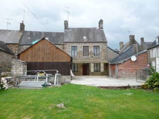 Nice House in Nice Village