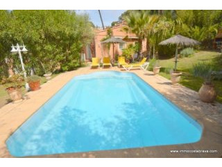 BEGUR: Exclusive detached house in..