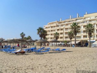 Se vende apartamento de tres dormitorios dobles con..