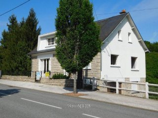 Correze. Treignac - SPACIOUS..