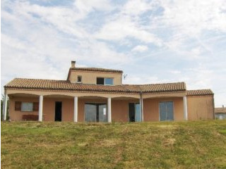 Superb Contemporary Villa With Garage..
