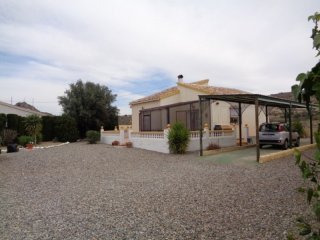Villa in Albanchez