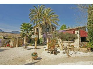 2 Bedroom Luxury Finca for sale in Jalon