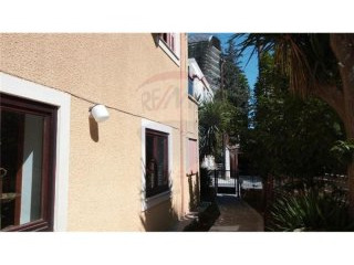 House with Commercial Space - For Sale..