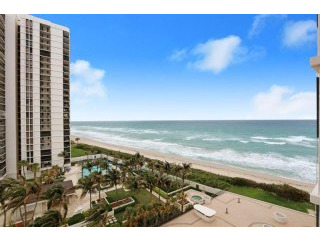 2 bedroom Residence For Sale: Singer..