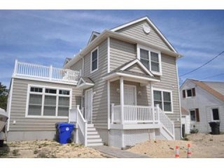 2 bedroom Property For Sale: 117..