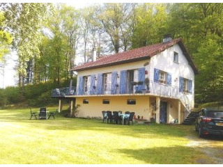 Superb Country House Near to Lake